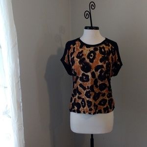 Forever 21 Animal Print and Black Top Size Large